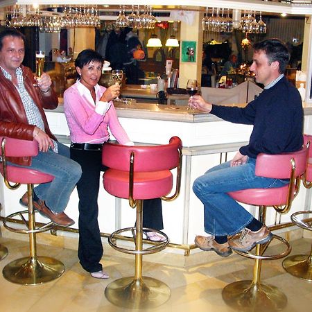 Hotel Gasthof Schweizerhaus 스투흘펠덴 외부 사진