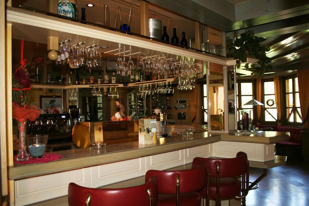 Hotel Gasthof Schweizerhaus 스투흘펠덴 외부 사진